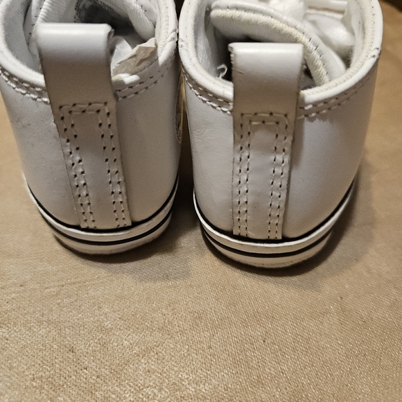 Converse First Star White Leather Infant Unisex Sneakers Size 4 US Crib with Box - Picture 6 of 14